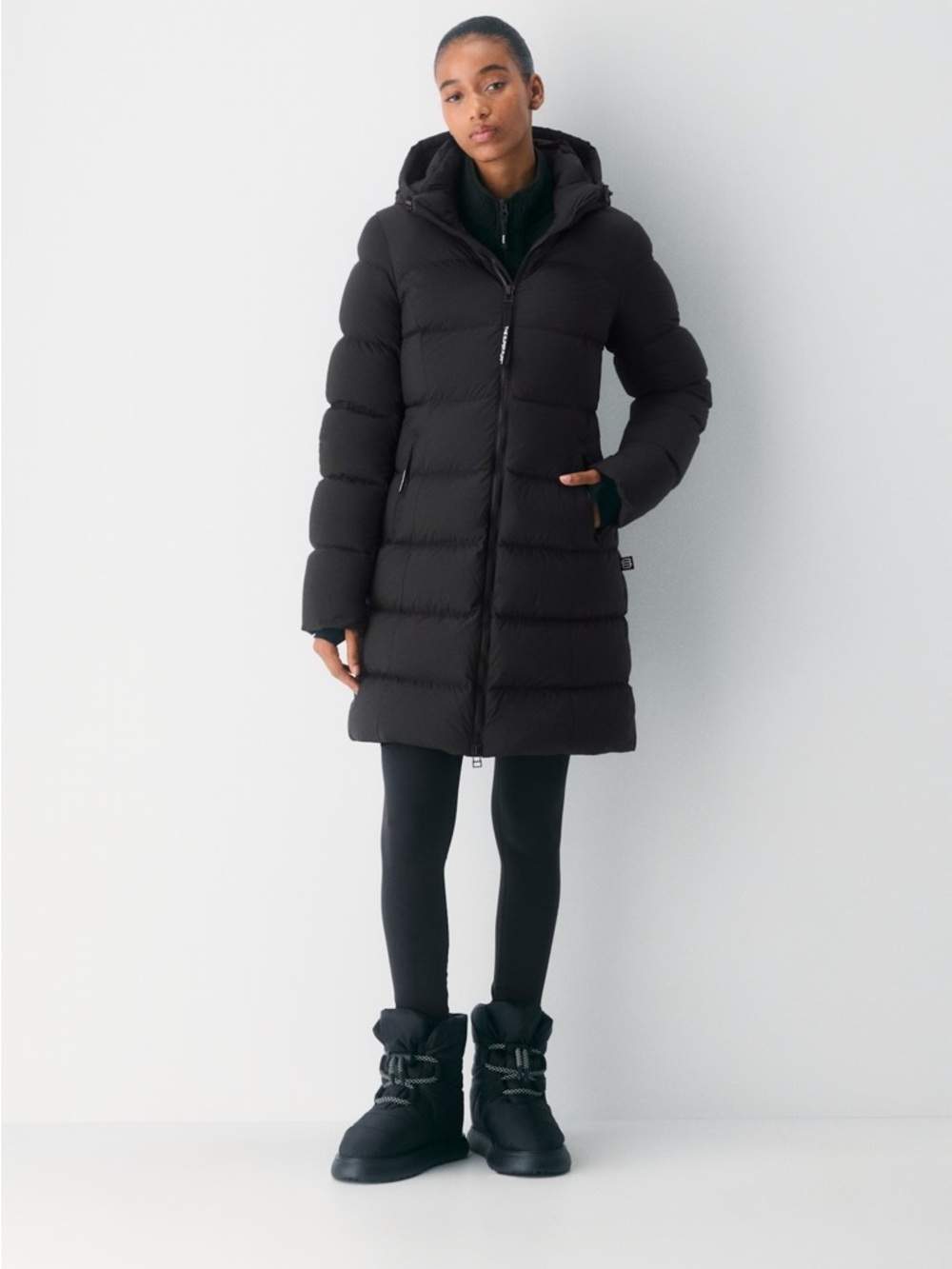Aritzia The Super Puff™ The SuperSnug Puff™ Mid - cliMATTE™